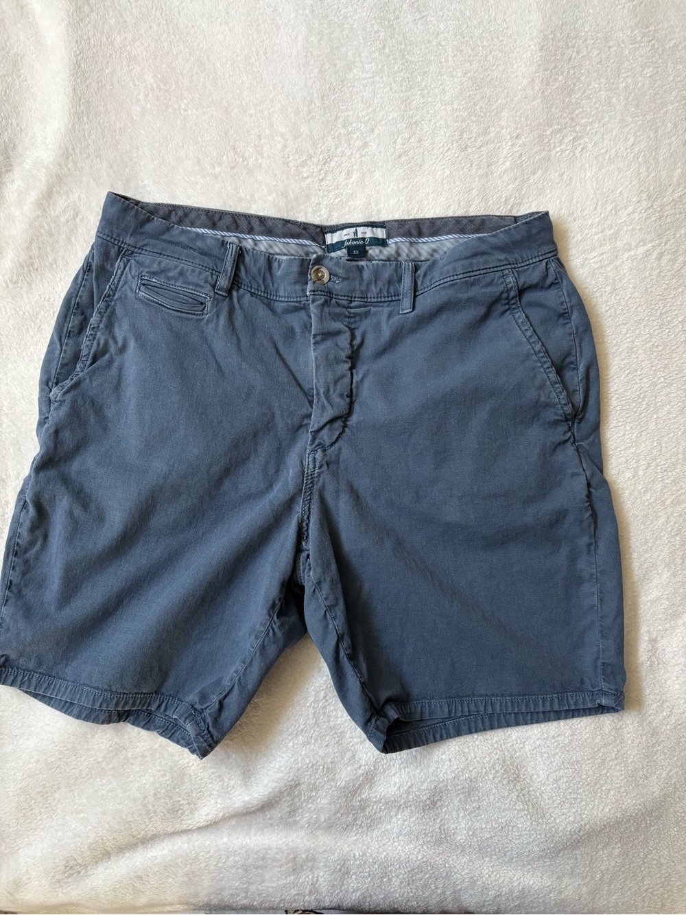 johnnie-O Men's Wake Blue Flat Front Shorts Nassau